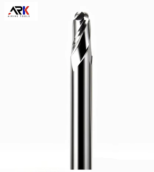 Hoe de rotatiesnelheid voor gelaste frezen selecteren? De fabriek legt het uit